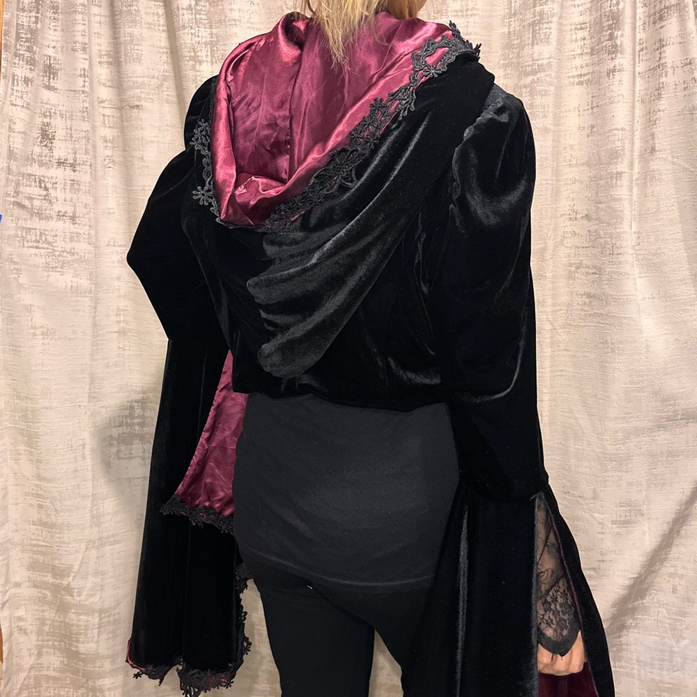 Spirit velvet hooded cape top